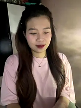 Bae1103  online show from 12/15/25, 10:10