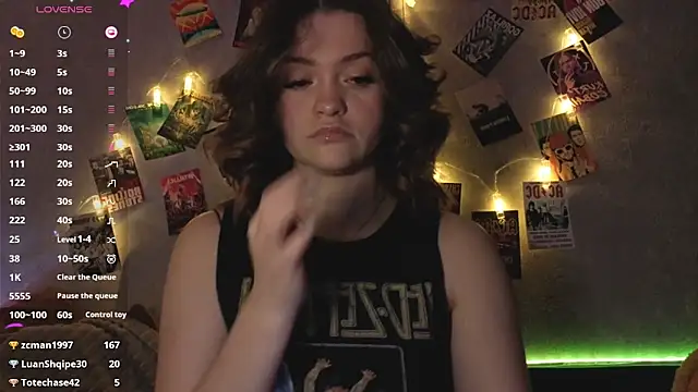 YummyTira online show from 12/20/25, 12:46