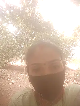 Laxmi9090 online show from 04/30/26, 08:32