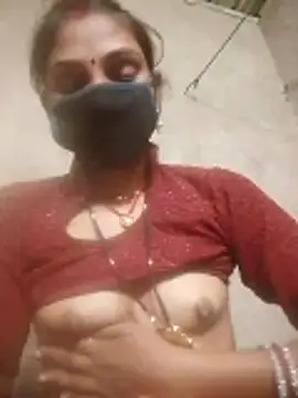 Laxmi9090 online show from 02/16/26, 02:37
