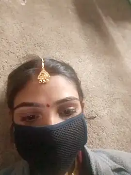 Laxmi9090 online show from 12/17/25, 02:22