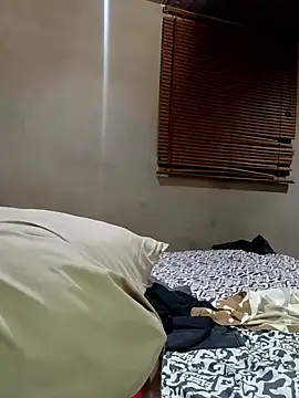 BananaStillDicksy online show from 04/27/26, 04:05