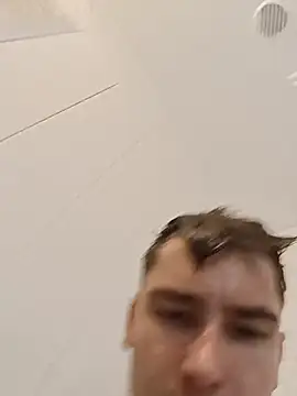 Max69690 online show from 05/19/26, 07:54