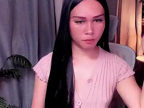 xSweet Gigi online show from 04/15/26, 06:45