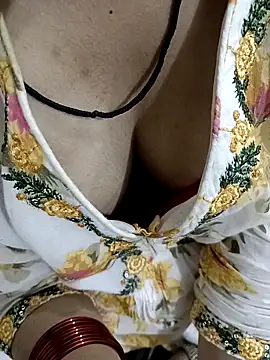 BEST-LOVER-1 online show from 04/11/26, 07:17