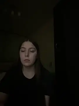 Yaseniya  online show from 03/04/26, 07:43