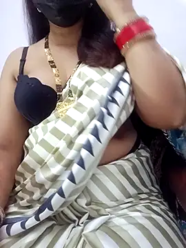 Snapshot of kusbu0077 chatting on 02/21/26, 01:40 kusbu0077 online show from 02/21/26, 01:40