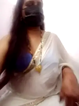 Snapshot of kusbu0077 chatting on 02/18/26, 04:21 kusbu0077 online show from 02/18/26, 04:21