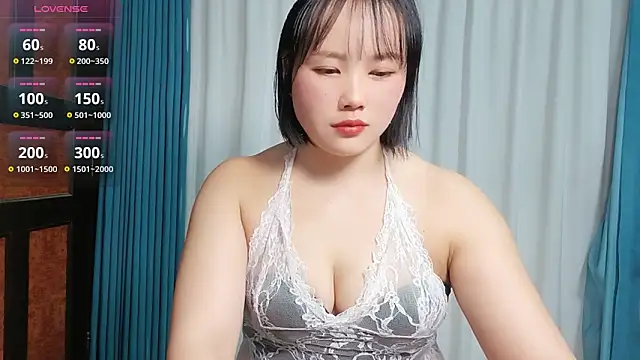 Snapshot of kelly-baby chatting on 12/17/25, 11:37 kelly-baby online show from 12/17/25, 11:37