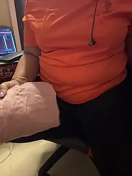 butterflyslay online show from 03/24/26, 02:06