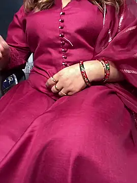 butterflyslay online show from 02/04/26, 02:17