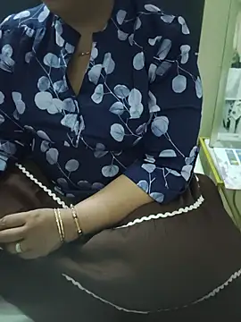 butterflyslay online show from 06/11/26, 04:04