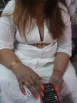 butterflyslay online show from 04/15/26, 01:33