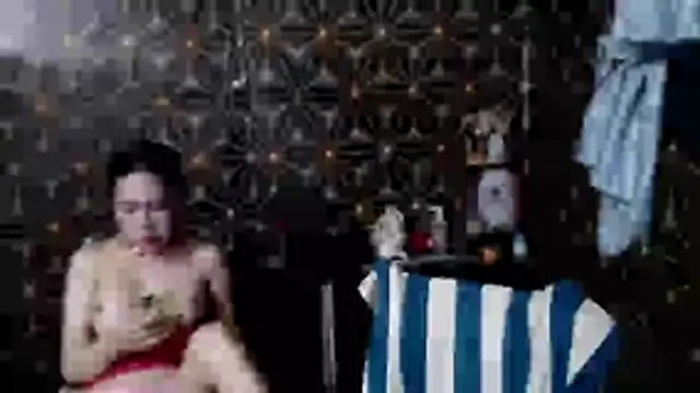 Snapshot of SadisticQueenTS chatting on 12/18/25, 07:40 SadisticQueenTS online show from 12/18/25, 07:40