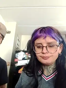 Snapshot of shadowofpleasure chatting on 12/14/25, 03:39 shadowofpleasure online show from 12/14/25, 03:39