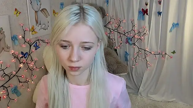 ViollaBloom online show from 01/10/26, 01:23