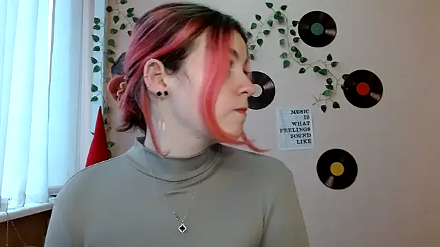 Aura  Myst online show from 12/19/25, 11:56