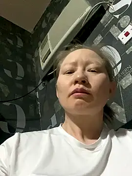 Snapshot of mana-ala chatting on 12/16/25, 09:41 mana-ala online show from 12/16/25, 09:41