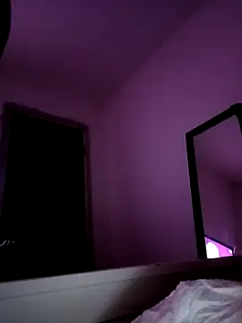 Snapshot of Olivassl22 chatting on 02/19/26, 09:56 Olivassl22 online show from 02/19/26, 09:56