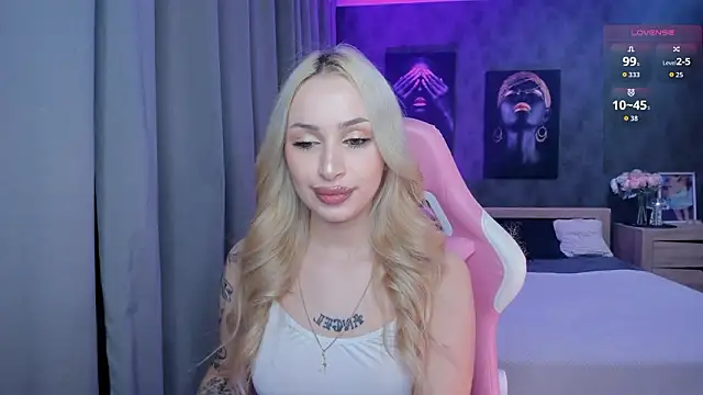 LanaMiracle online show from 02/03/26, 04:10