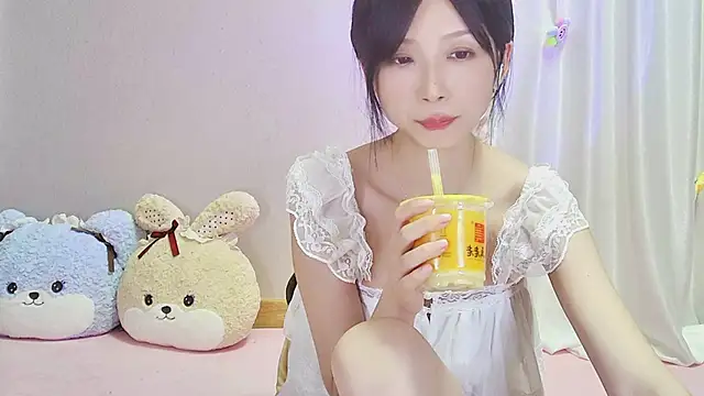 Snapshot of Gxhmelx-xiaoxiao chatting on 06/15/26, 02:50 Gxhmelx-xiaoxiao online show from 06/15/26, 02:50