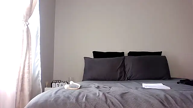 Snapshot of Arrbain chatting on 12/14/25, 09:59 Arrbain online show from 12/14/25, 09:59