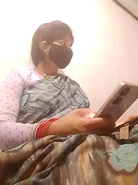 Aaisha 01 online show from 03/06/26, 03:51