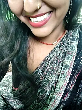 Aaisha 01 online show from 12/21/25, 07:43