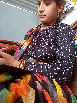 Snapshot of Aaisha_01 chatting on 07/14/26, 11:05 Aaisha 01 online show from 07/14/26, 11:05