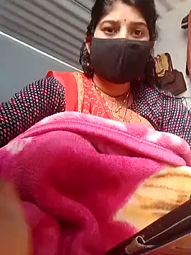 Aaisha 01 online show from 02/18/26, 07:17