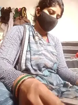 Aaisha 01 online show from 02/26/26, 04:45