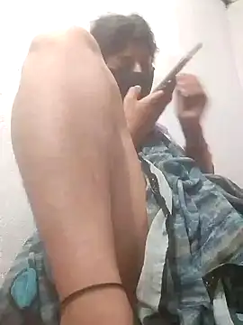 Aaisha 01 online show from 03/30/26, 04:19