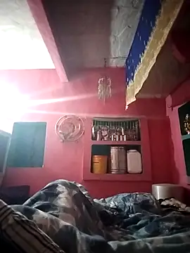 Snapshot of Aaisha_01 chatting on 12/18/25, 04:55 Aaisha 01 online show from 12/18/25, 04:55