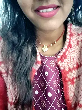 Snapshot of Aaisha_01 chatting on 12/16/25, 06:50 Aaisha 01 online show from 12/16/25, 06:50