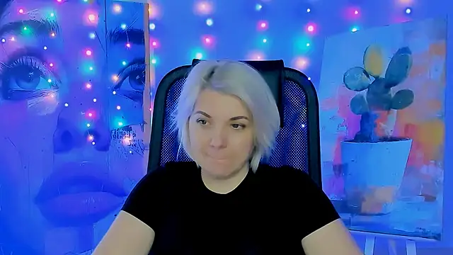 EvaEvals online show from 12/15/25, 07:25