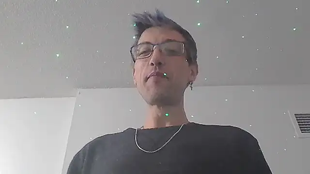 AskAveryAnything online show from 12/22/25, 12:33