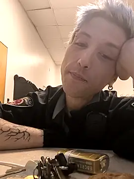 AskAveryAnything online show from 12/22/25, 11:38