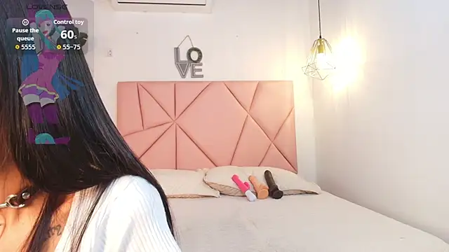 emily burton18 online show from 03/15/26, 12:12