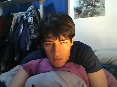 isalexhot online show from 12/17/25, 08:36