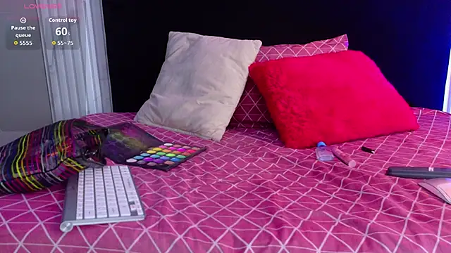 bella moonlight cr online show from 04/18/26, 03:42