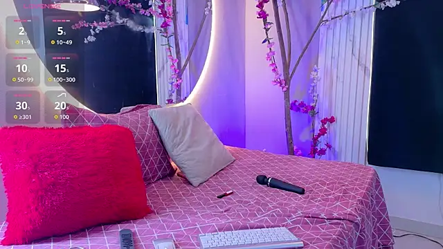 bella moonlight cr online show from 04/12/26, 03:32