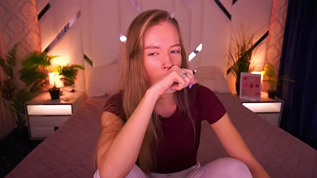 MollyyMayy online show from 01/15/26, 09:34