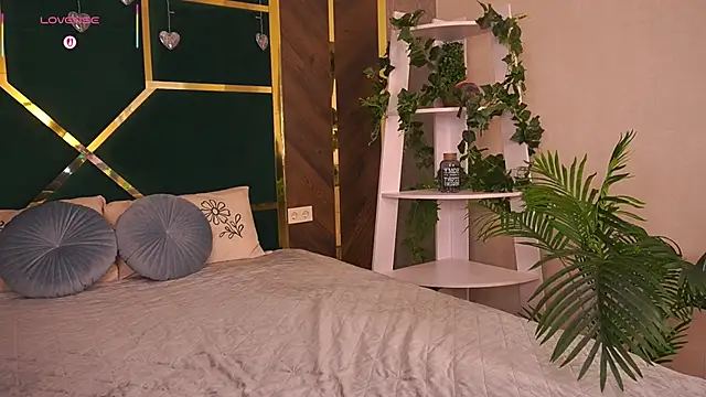 MollyyMayy online show from 03/02/26, 12:23