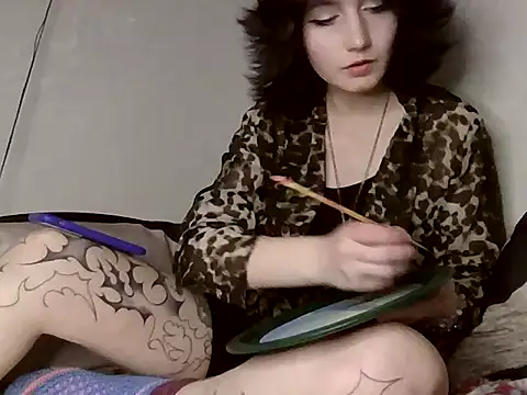 Snapshot of glissada chatting on 12/17/25, 06:02 glissada online show from 12/17/25, 06:02