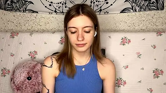 Shining Robi online show from 02/05/26, 01:40