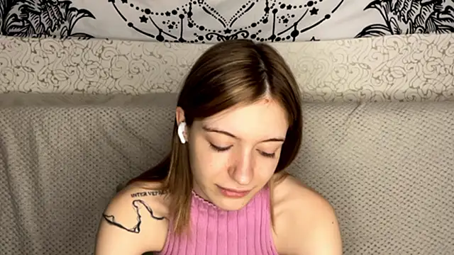 Shining Robi online show from 01/17/26, 01:15