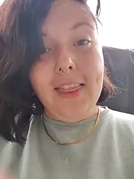 Divine Pouvoir online show from 02/18/26, 08:49