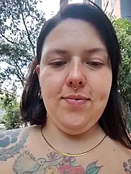 Divine Pouvoir online show from 03/29/26, 08:21