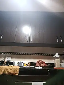 Divine Pouvoir online show from 01/12/26, 11:39