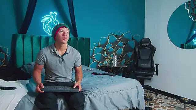 MagnusKnight  online show from 01/10/26, 01:45